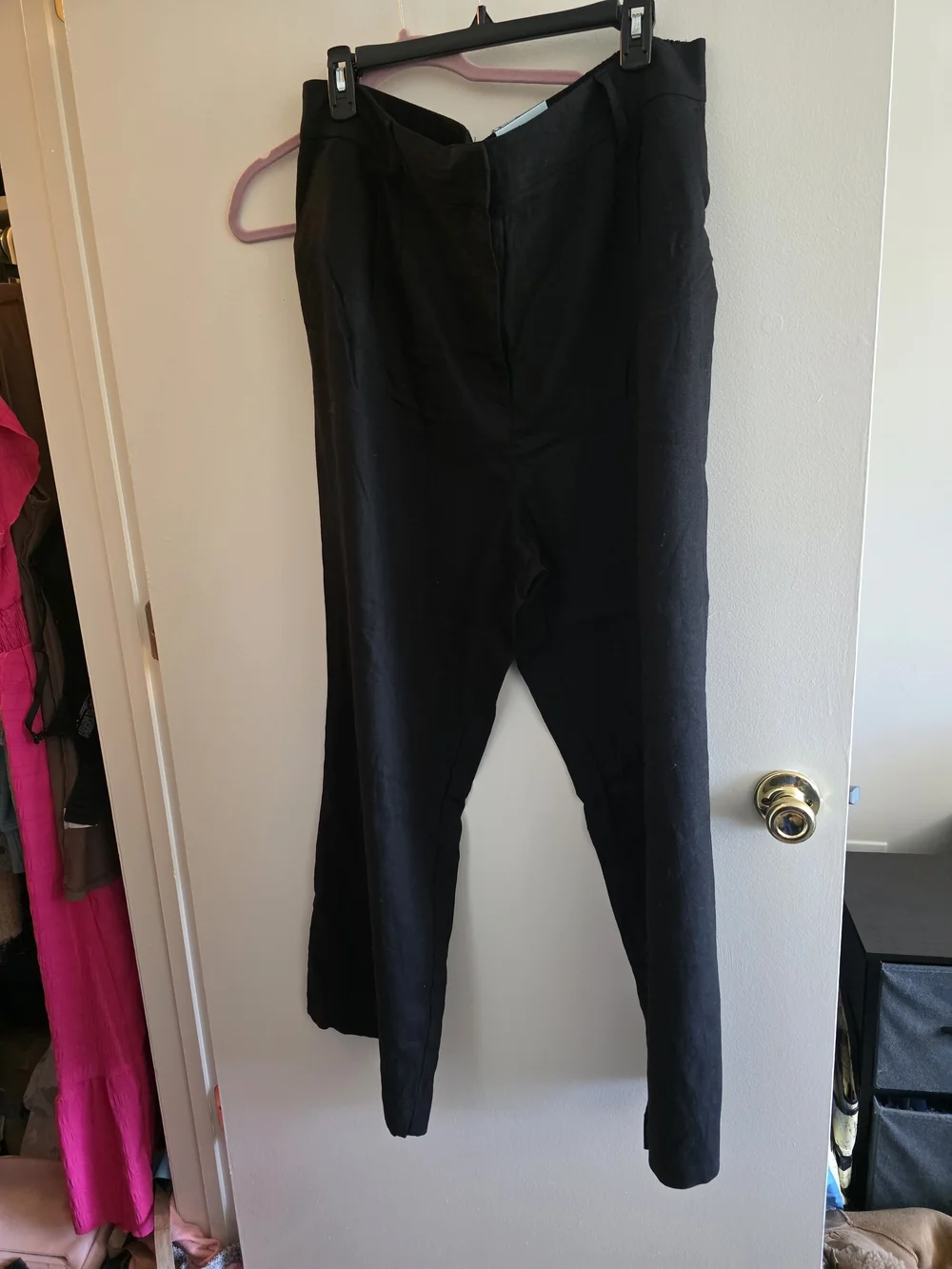 Black High-Waist Linen Pant